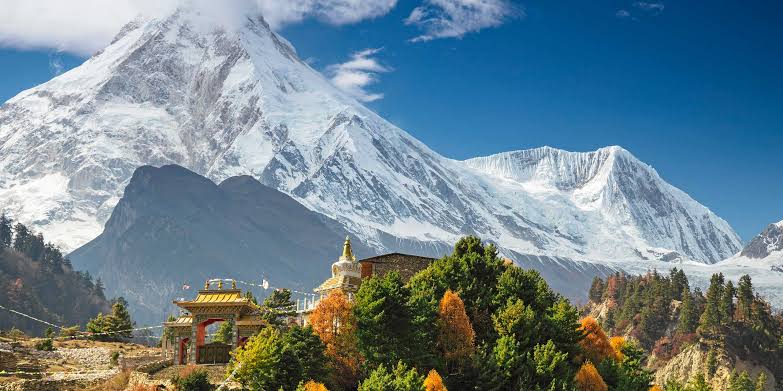 Manaslu Tsum Valley Trek – 23 Days of Sacred Trails and Remote Himalayan Beauty