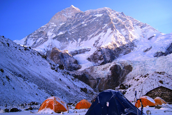 Makalu Base camp Trekking (28-Days)